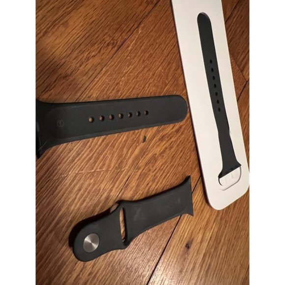 Apple Watch Black Band - Picture 4 of 4